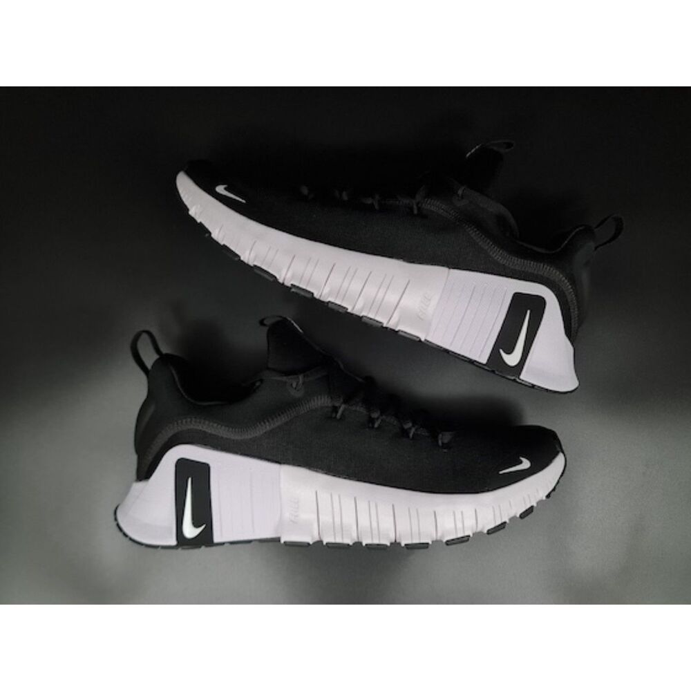 Nike Free Metcon 6. Black White (Women’s). SIZE 10 - FJ7126-001